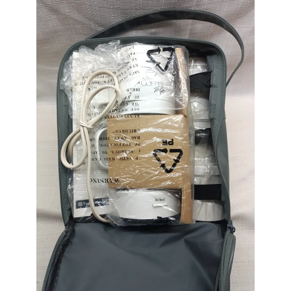 Toastmaster (513) Travel Personal Coffee Maker to Go w/ Case & Plastic Mug *READ
